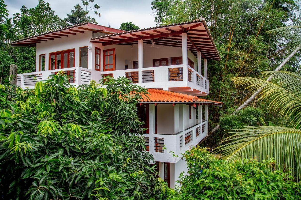 Happy Villa Hikkaduwa Bagian luar foto